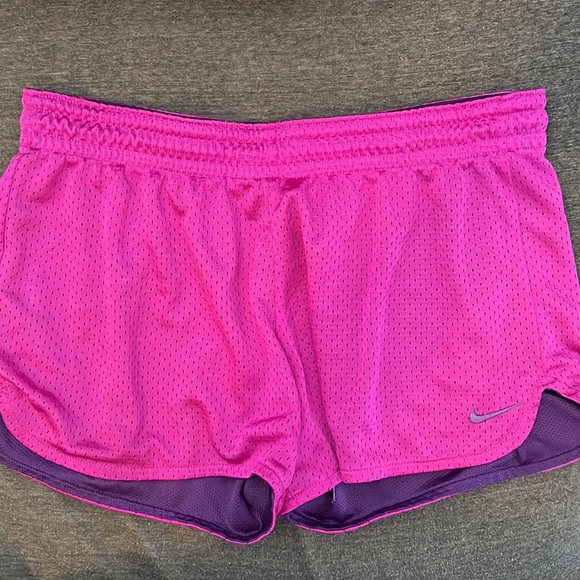 Sale 5/40 💕 Nike Dry-Fit Shorts Women S - Picture 1 of 6